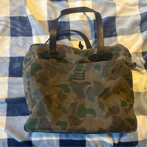 Filson Zippered Tote
